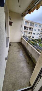 Balkon mit Markise - 