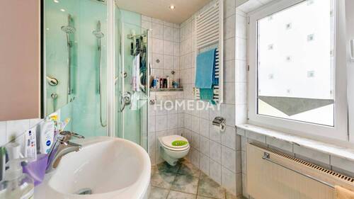 1. OG Badezimmer 1 - 