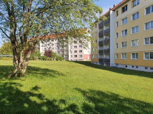 Herzlich Willkommen in Lichtentanne - Einziehen und ankommen - 315,00&nbsp;EUR Kaltmiete, ca.&nbsp; 58,10&nbsp;m&sup2;&nbsp;Wohnfl&auml;che