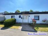 Hausansicht - Barrierefreier und sonniger Bungalow mit schönem Garten und Einliegerwohnung in Göttingen-Grone