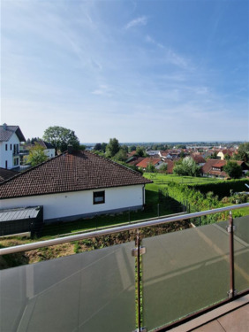 Ausblick Balkon - 3 Zimmer Etagenwohnung zum Kaufen in Hengersberg b Deggendorf