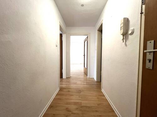 Diele - 2 Zimmer Etagenwohnung in Düsseldorf