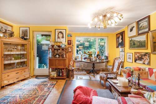 Wohnzimmer - 4 Zimmer Reihenmittelhaus zum Kaufen in München