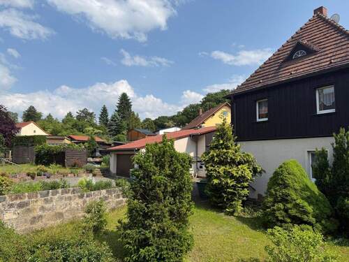 Grundstück_Garten - 6 Zimmer Doppelhaushälfte in Radebeul