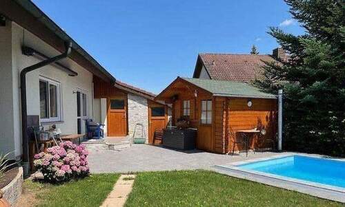 Garten Pool 6x3 m - 1 Zimmer Mehrfamilienhaus, Wohnhaus zum Kaufen in Neuenburg am Rhein