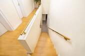 Treppe zum Kellergeschoss - 