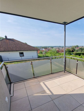 überdachter Balkon - 3 Zimmer Etagenwohnung zum Kaufen in Hengersberg b Deggendorf