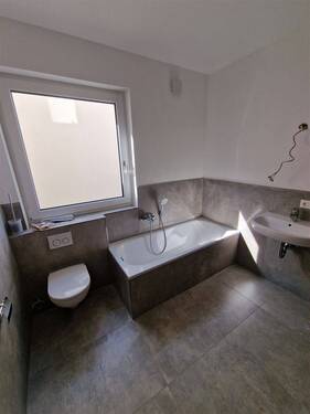 Bad-Badewanne - 