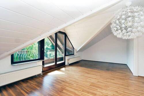 Helles Atelier mit Balkon und Duschbad - 