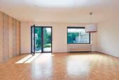 Wohn-/Essbereich mit Zugang zu Terrasse und Garten - Reihenmittelhaus mit 156,00 m² in Wachtberg zum Kaufen