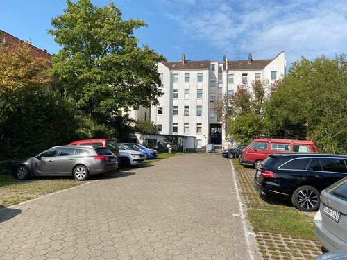Außenstellplatz - Außenstellplatz Hoheluft-West - 130,00 EUR Miete,