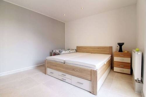 Schlafzimmer Einheit 3_OG - Mehrfamilienhaus, Wohnhaus in Porta Westfalica zum Kaufen