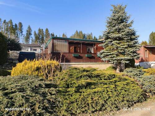 Vorderansicht 1 - Ferienbungalow auf dem Campingplatz Paulsfeldteich