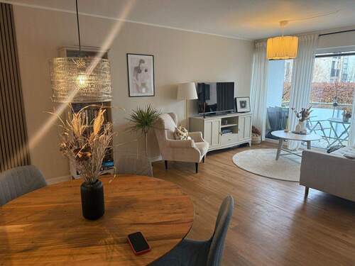 Wohnraum - 2 Zimmer Etagenwohnung zur Miete in Bielefeld