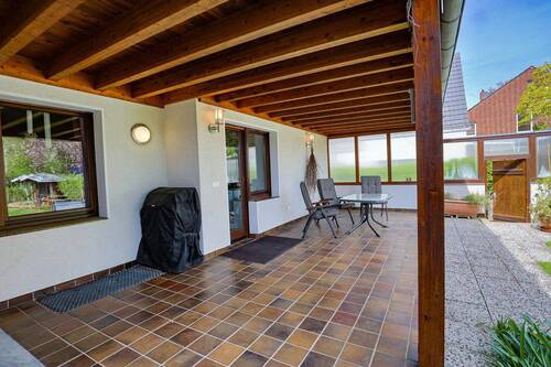 Terrasse - Doppelhaushälfte mit 143,30 m&sup2; in Dormagen zum Kaufen