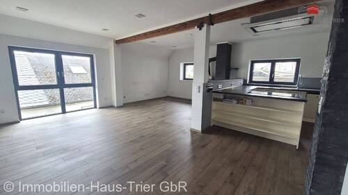 Ess-/Wohnbereich/Küche - 