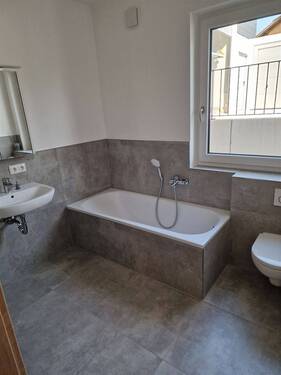 Bad-Badewanne - 