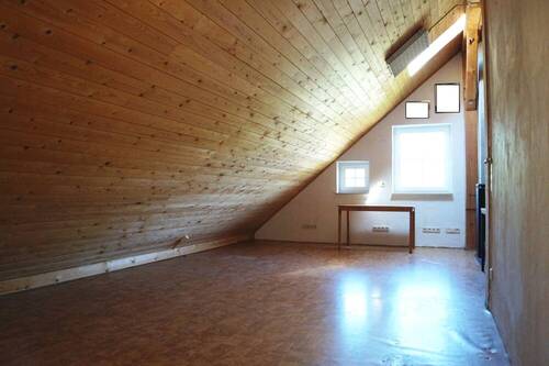Spitzboden - 