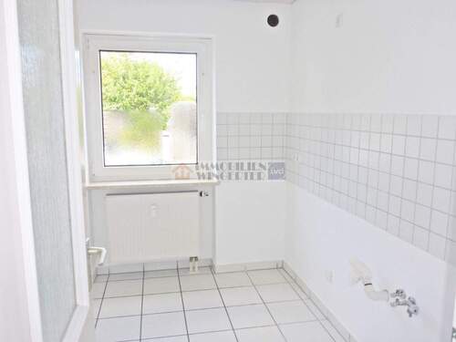 Wohnung im Erdgeschoss - Mehrfamilienhaus, Wohnhaus mit 210,00 m² in Regensburg zum Kaufen