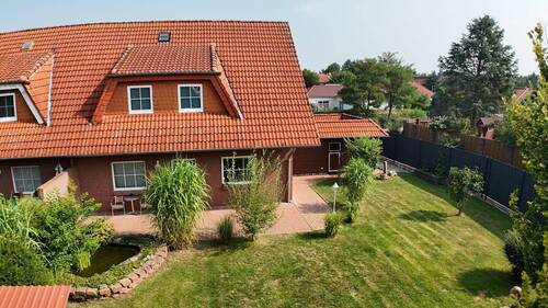 003 Haus.JPG - 4 Zimmer Doppelhaushälfte in Müden (Aller)