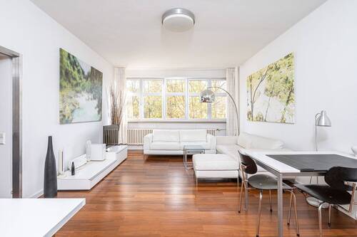 Wohnzimmer - 2 Zimmer Etagenwohnung in Berlin