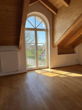 Wohn- / Esszimmer - 2 Zimmer Etagenwohnung in Höslwang