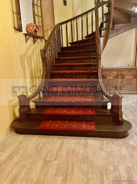 Imposante Treppenanlage - 