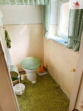 WC - 