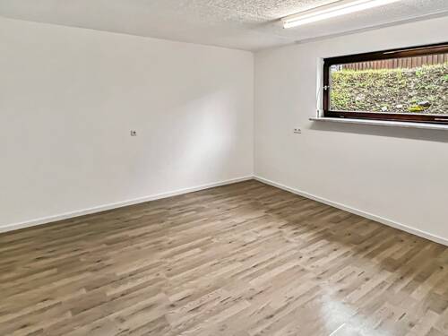 UG/Zimmer - 