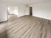 Wohnzimmer/Esszimmer EG - 7 Zimmer Mehrfamilienhaus, Wohnhaus zum Kaufen in Endingen