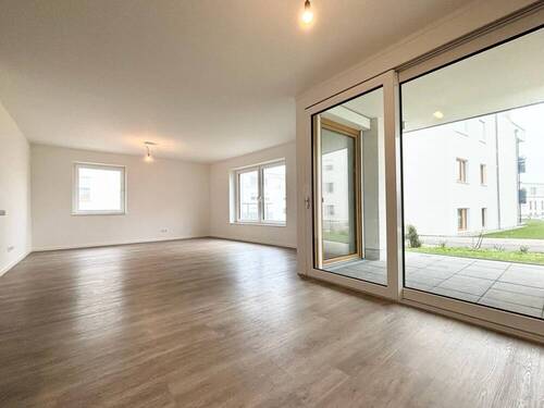 Wohn-Essbereich (Impression EG) - 3 Zimmer Etagenwohnung in Friedrichshafen