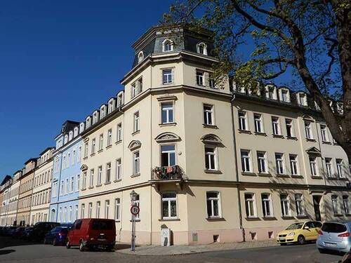 Gebäudeansicht - 3-Zimmer-Wohnung im wunderschönen Stadtteil Blasewitz