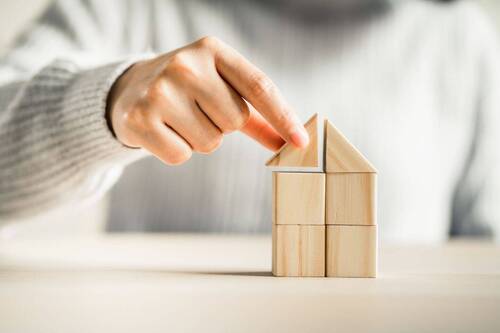 shutterstock_1898163433 - 