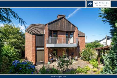 Titelfoto - Bielefeld-Brake: Lichtdurchflutetes Architektenhaus 