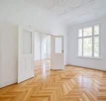 Ein Stuckaltbau erfindet sich neu: renovierte Altbauwohnung mit Balkon - Berlin Charlottenburg