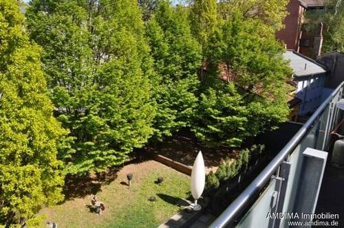 Terrassenblick nach unten - 3 Zimmer Etagenwohnung in Nürnberg