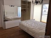 Schlafzimmer-mit-Schrank - 