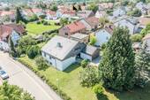 Außenaufnahmen - Charme, Platz und Perspektive - Einfamilienhaus mit Potenzial auf großem Grundstück