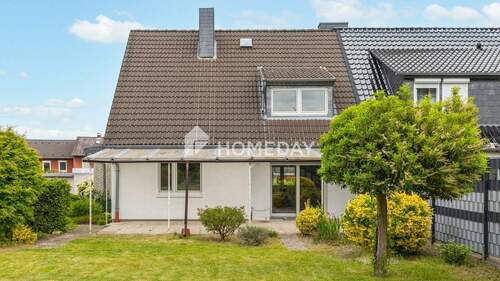 Außenansicht 3 - 7 Zimmer Doppelhaushälfte zum Kaufen in Wolfsburg