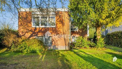 Außenansicht 3 - Traumhaftes Atrium-Haus mit Pool und großem Grundstück in idyllischer Lage