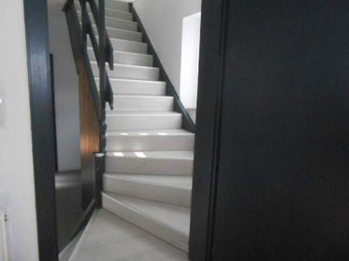 Treppenaufgang zum OG - 