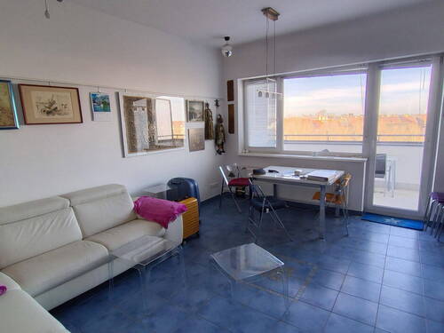 Wohnzimmer - 2 Zimmer Etagenwohnung zum Kaufen in Berlin