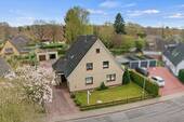 Außenansicht - 7 Zimmer Mehrfamilienhaus, Wohnhaus in Kellinghusen
