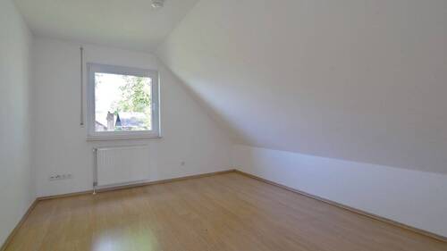 V1674 Schlafzimmer 1 DG - 