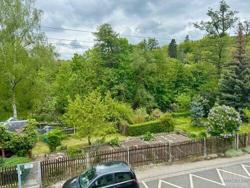 OG: Idyllischer Blick aus dem Wohnzimmer auf das G - 