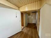 DG: Flur - 