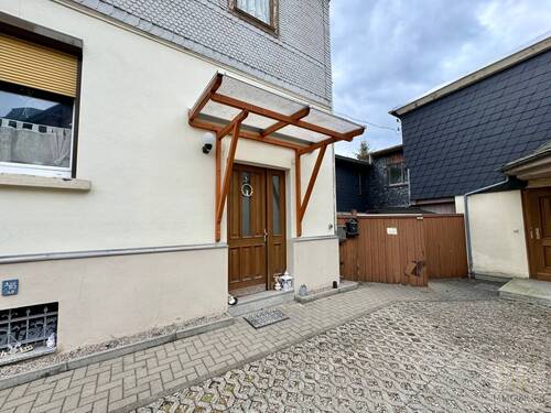 Eingang Haupthaus - Mehrfamilienhaus, Wohnhaus in Bad Blankenburg