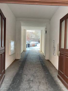 Durchfahrt - Etagenwohnung mit 29,80 m&sup2; in Chemnitz zur Miete