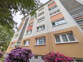 Wohngebäude - 2 Zimmer Etagenwohnung zum Kaufen in Limbach-Oberfrohna