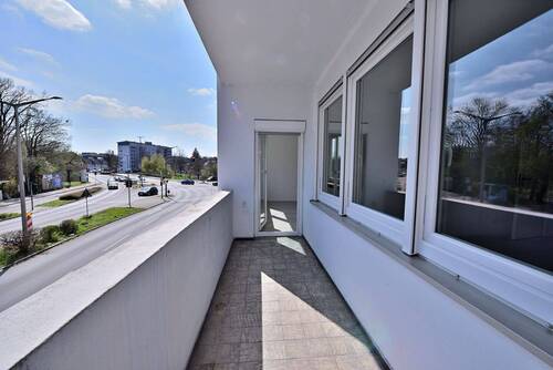 sonniger Balkon - 